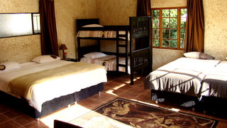 Eagle Crest Executive Lodge | Edenvale Accommodation
