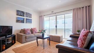 31 Rhodora | Mouille Point Accommodation