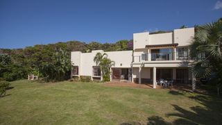 Ocean View Beach House | Palm Beach Accommodation