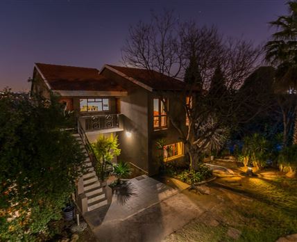 Moonflower Cottages