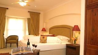 Altes Landhaus Country Lodge | Oudtshoorn Specials