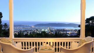 Falcons View Manor | Accommodation Knysna Central