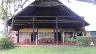 Ganda Lodge | Hwange National Park Accommodation
