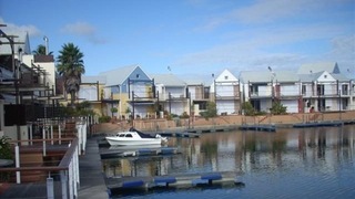 The Quays Apartments | Accommodation Thesen Island