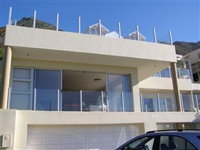 3-Bedroom Gordons Bay Holiday Accommodation Apartments