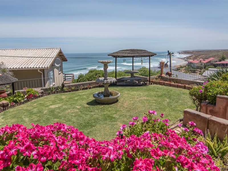 Strandfontein Accommodation