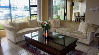 The Waterfront Guest House | Port Owen Accommodation
