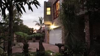 Earthbound B&B | Accommodation Oudtshoorn