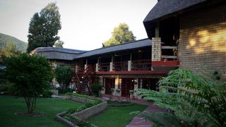 Storms River Guest Lodge | Stormsriver Village Accommodation