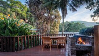 Under Milkwood | The Heads Accommodation