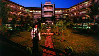 Sentinel Executive Apartment Hotel | Accommodation Arcadia