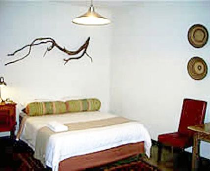 Domba Guest Lodge