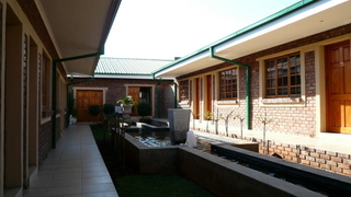 Lagai Roi Lodge | Mooinooi Accommodation