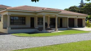 Chianti Self-catering | Accommodation North Sand Bluff