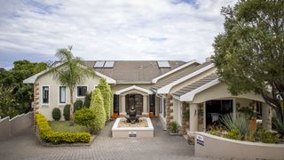 Orange Inn Knysna | Self-catering Old Place
