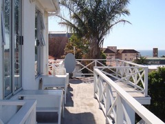 Above the Waterfront | Green Point Self-catering