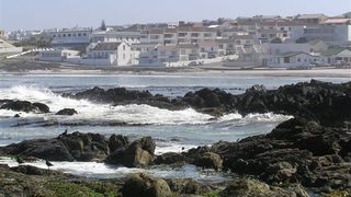 Small Bay Guest House | Self-catering Bloubergstrand