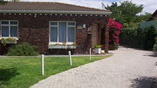 At Cheryls | Self-catering Table View