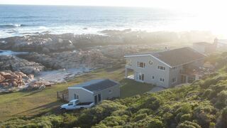 Thalassa | St Francis Bay Accommodation