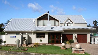 A Still Water Self-catering Guest House | Accommodation Glentana