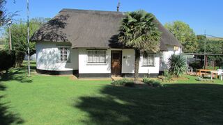 Absolute Leisure Cottages | Machadodorp Accommodation