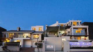 Blaauw Village Luxury Boutique Guest House | Bloubergstrand Accommodation