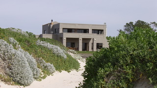 Die Sandkasteel | Struisbaai Accommodation