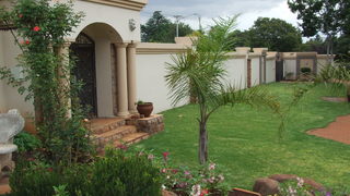 Khayas & Castles Centurion | Accommodation Clubview