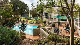 City Lodge Pinelands | Hotels Pinelands