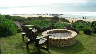 Seester Strandhuis | Central Jeffreys Bay Specials