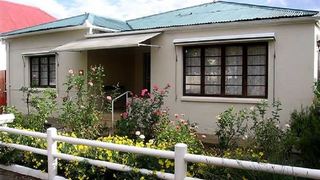 Lynne's Place | Self-catering Graaff-Reinet