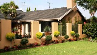 Charter Guest House | Springs Accommodation