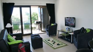 Four on Oribi | Central Jeffreys Bay Accommodation