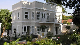 Leighwood Lodge | Accommodation Parktown North