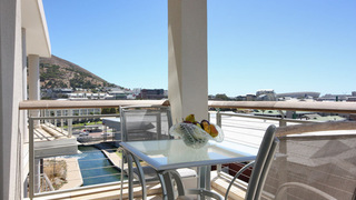 702 Canal Quays | Cape to Karoo Road Trip Specials