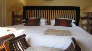 Ambercrest Bed & Breakfast | Scottburgh Accommodation