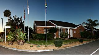 De Keurboom Guest House | Kuils River Self-catering