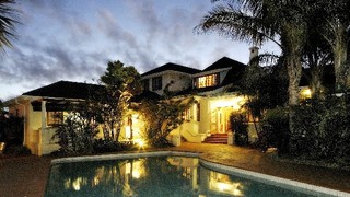 Two King George's Guest House | Accommodation Mill Park