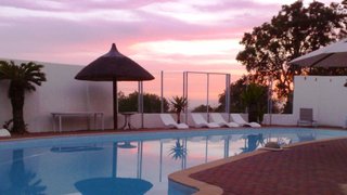 Intaka Lodge | Kenton-on-Sea Accommodation