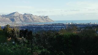 Candy Lee Accommodation Somerset West | Accommodation Spanish Farm