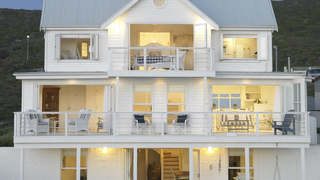 The White House Beach Villa | Yzerfontein Accommodation