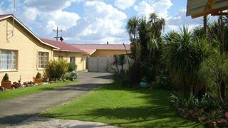 Granny Goose | Volksrust Accommodation