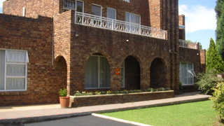 Mall Guest House | Vanderbijlpark Accommodation