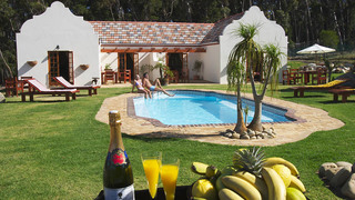 7th Heaven Lodge and Tours | Somerset West Self-catering