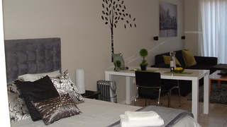 Waterstone West B301 | Self-catering Century City