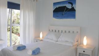 Beach-Style Holiday Apartment | Accommodation Bloubergrant