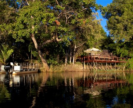 Ndhovu Safari Lodge