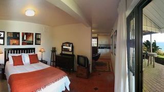 Bailey's Beach Cottage | Brighton Beach Accommodation
