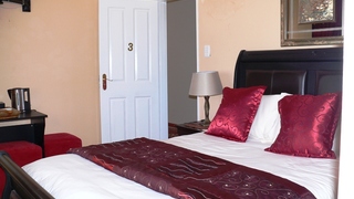 Datuma Guest House | Thornton Accommodation