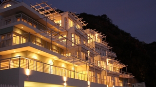 Beacon House | The Heads Self-catering
